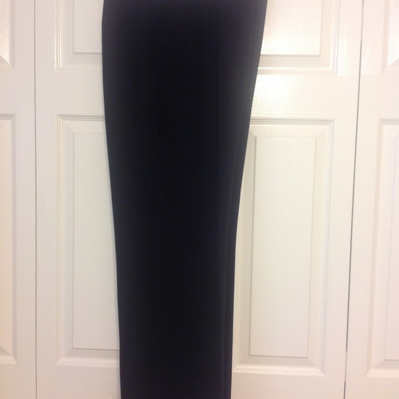 LeSuit Pants Suit (Pants & Jacket) - Picture 6 of 7